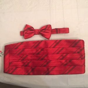 Dazzle your prom tux Simple, elegant and luxurious. Cumberland & tie